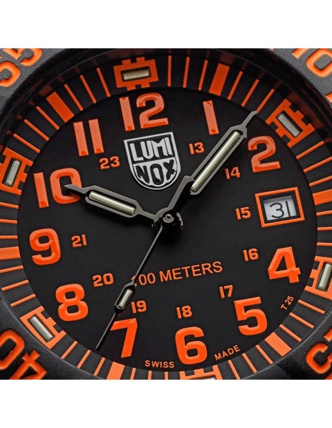 Luminox Sea Lion Carbonox X2.2059.2