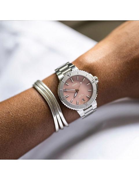 ORIS Aquis Date Lady 01-733-7770-4158-07-8-18-05P