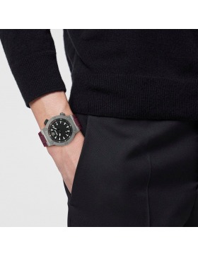 Versace Greca Logo Diver VE8G00224